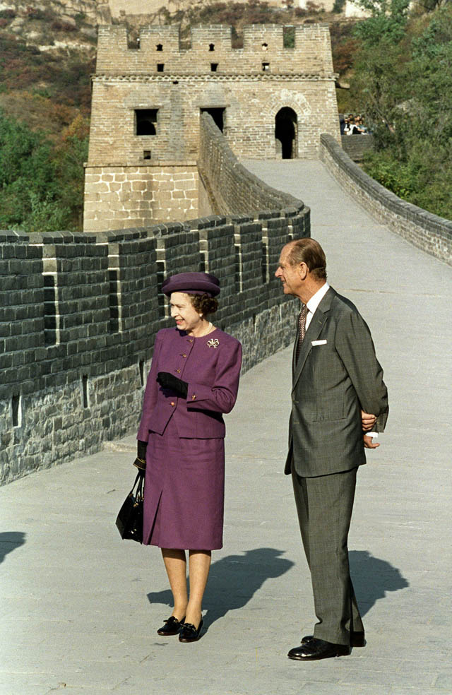 伊丽莎白二世访问中国,她是英国历史上第一位
