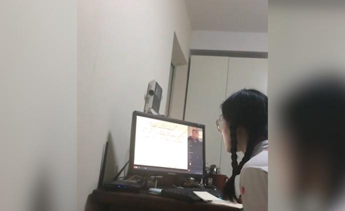 在家上网课的高考生效率不高心里急