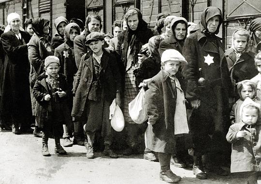 当过顺民杀过犹太人，欧洲“受害国”各有不愿示人的二战记忆