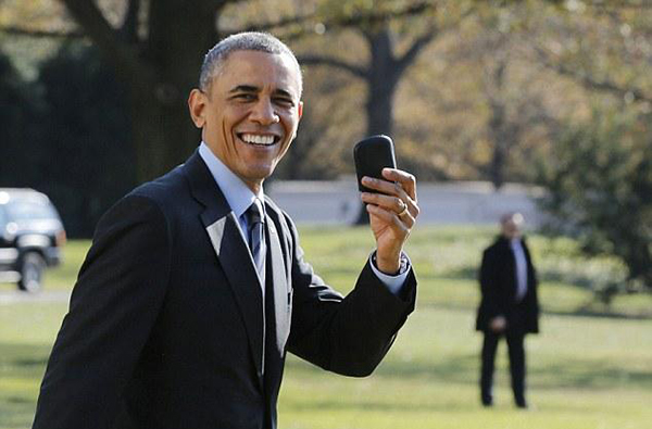 抛弃用了7年的黑莓后,奥巴马终于用上智能手机