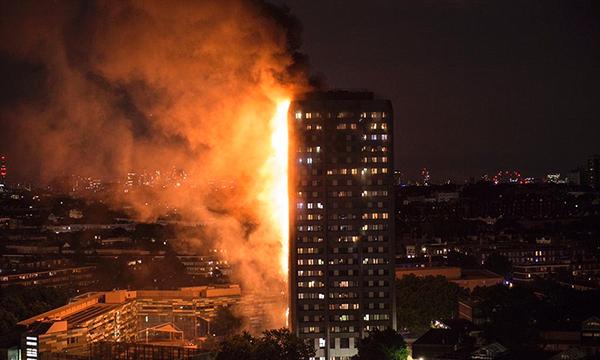 伦敦大火|已致50伤,逃生者没听到火灾警报,邻居