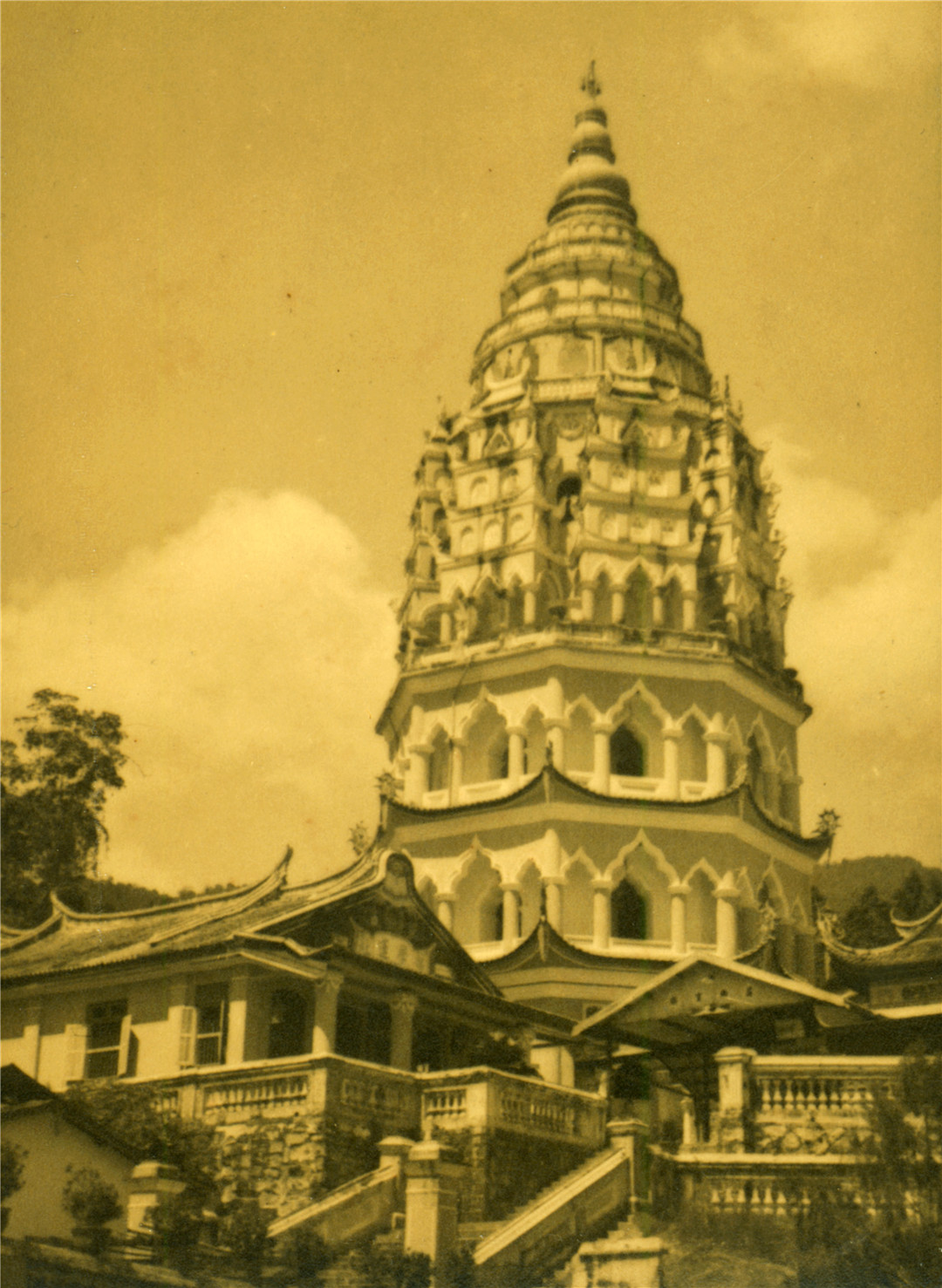 20世纪20年代  槟城岛极乐寺万佛塔