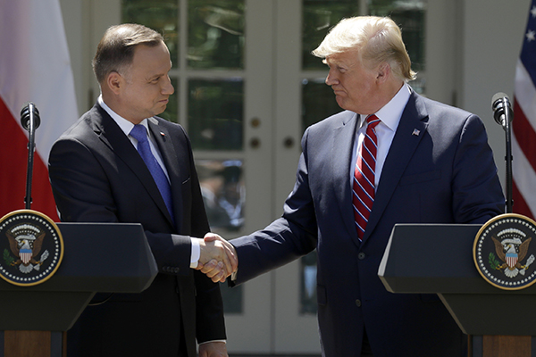 美波发表军事合作联合声明，特朗普称将从欧洲多地向波兰调兵