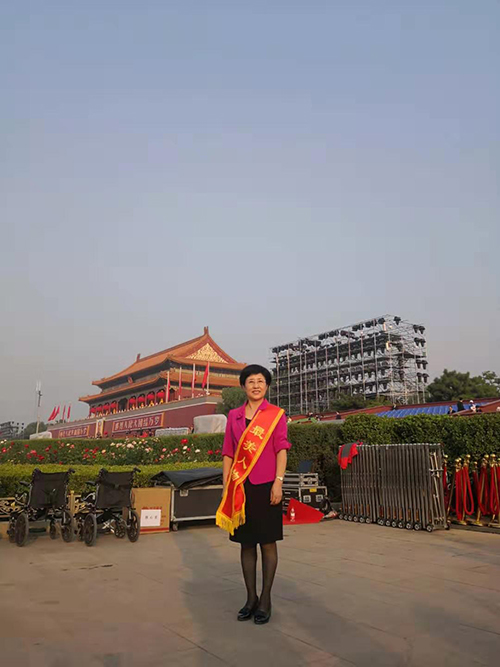 可爱的中国，奋进的上海｜尚艳华：受邀国庆观礼是莫大鼓舞