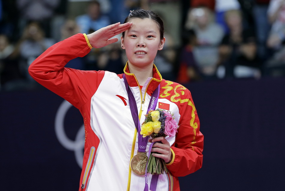 对抗伤病多年，羽毛球奥运冠军李雪芮退役