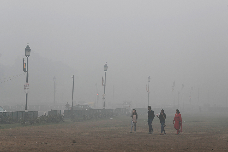 当地时间2019年11月3日，印度新德里，当地空气污染持续。 视觉中国 图