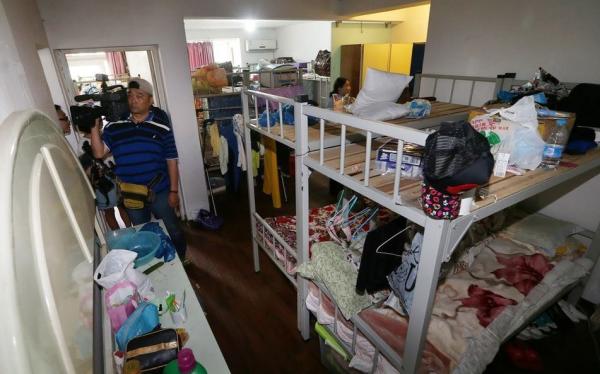 杭州100平方米群租房挤36个床位,房东拒不