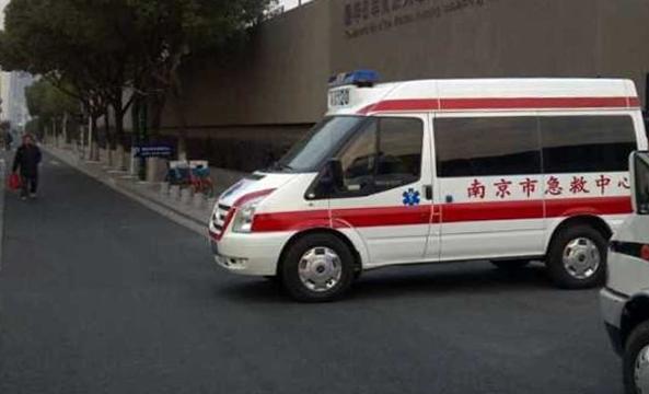 南京救命热线屡被侵占,120急救车每天空跑