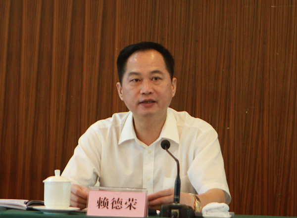 赖德荣被免去广西政协副主席职务,此前因严重