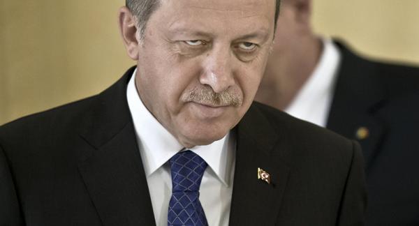 里拉危机|土耳其经济结构性顽疾面前,埃尔多安