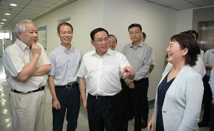 李强专题调研上海生物医药产业：全力支持创新药物研究