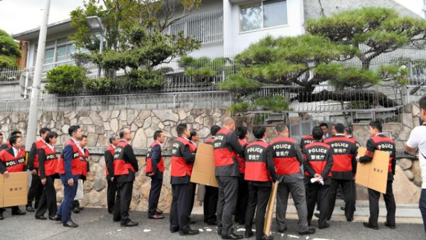 涉电信诈骗1亿日元，山口组遭警方搜查