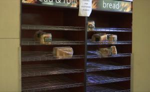 津巴布韦再陷经济危机，连面包都限购