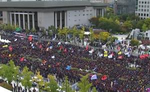 万名韩国出租车司机上街抗议拼车服务