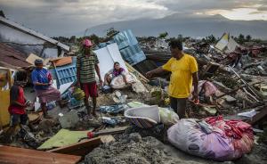 印尼地震海啸已造成1571人死亡，灾区开始恢复重建工作