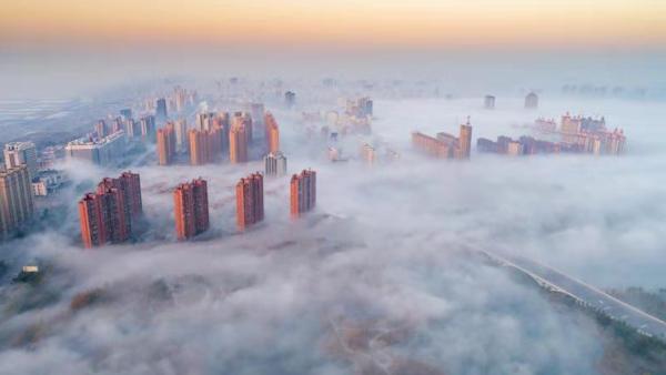 运城现平流雾景观，城市变“空中楼阁”