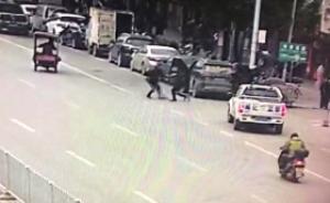 湖南沅陵宣传部回应男子坐执法车拍凶案视频：或面临诫勉谈话