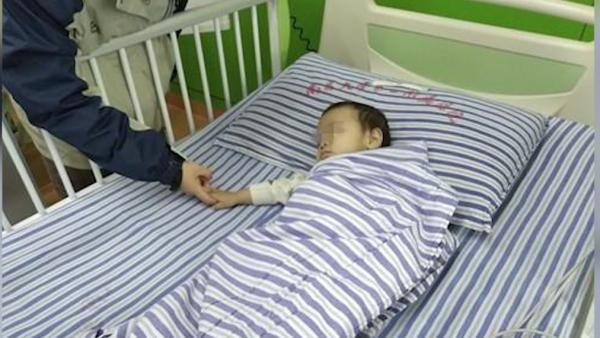 南昌一男婴被弃医院厕所，警方刑事立案