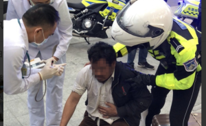 旅客突發心臟病被救回:只有交警敢救我