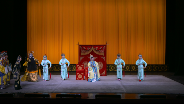 上海京剧团：走近京剧，走进幕后