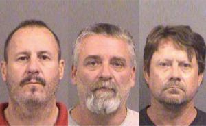 美国三名男子被判入狱25年至30年，曾密谋炸弹袭击移民