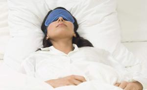 想靠周末补觉还睡眠债？美研究证明：害处比熬夜更大