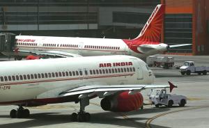 印度航空公司新规：机内广播需以“向祖国致敬”结尾