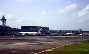 新加坡：暂停737 MAX所有机型起降