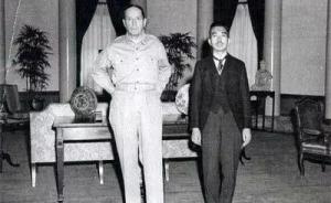 战后投降的日本裕仁天皇：接受美国，别无选择