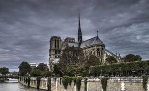 影像记忆：摄影师眼中的巴黎圣母院