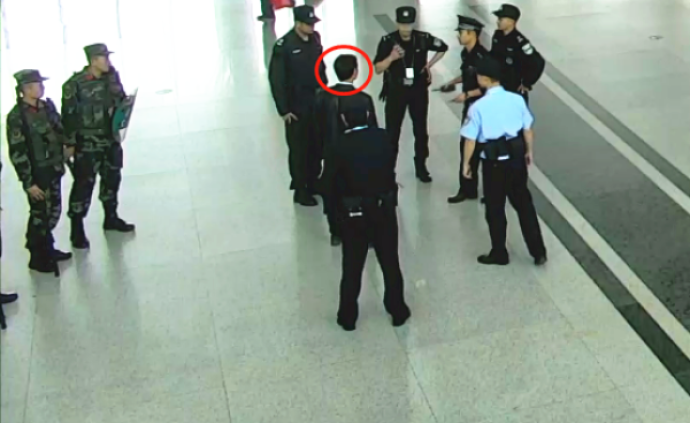 一伤害案嫌疑人欲搭机潜逃，进杭州萧山机场航站楼3分钟被擒