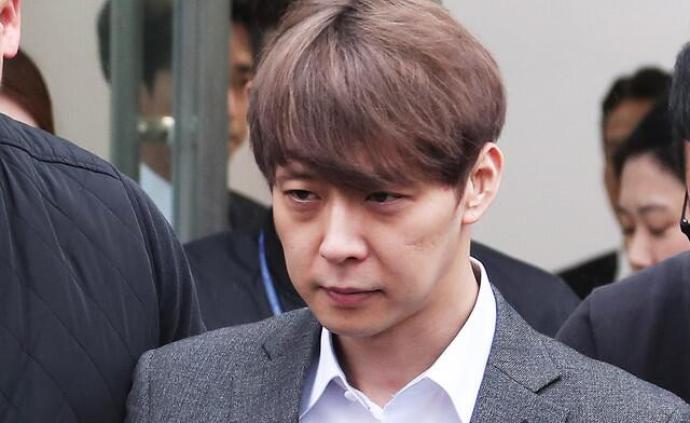 韩国男星朴有天涉嫌吸毒被批捕，若定罪最高可判7年半