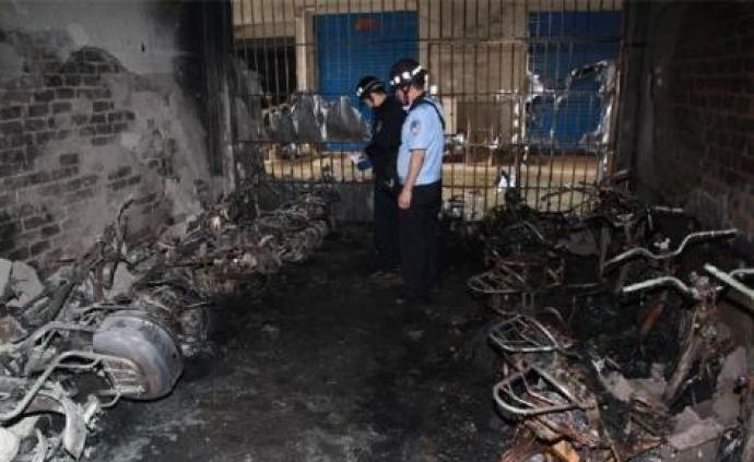 桂林民房火灾致大学生5死24伤，校方核查涉事学生外宿申请