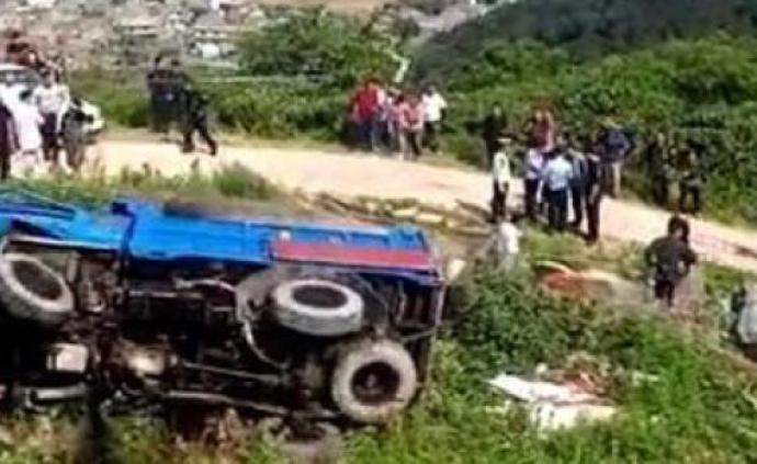 温岭通报致12死11伤农用车侧翻事故：相关人员已依法控制