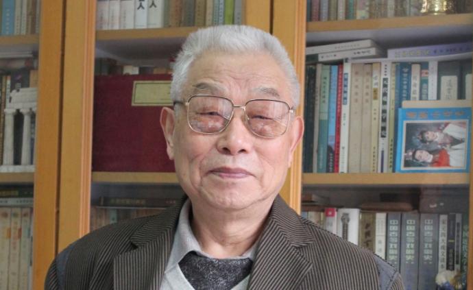 南京大学荣誉资深教授、原副校长董健逝世，享年83岁