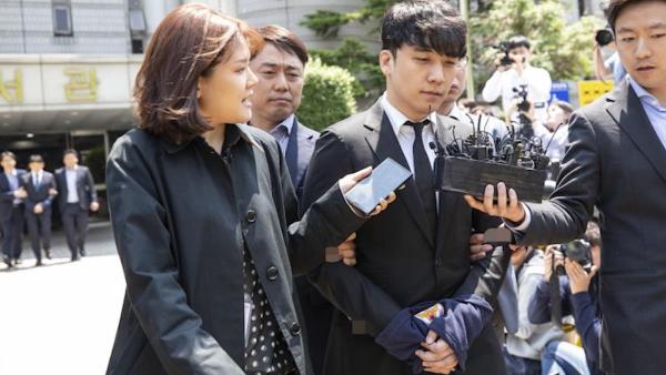 韩国艺人胜利接受审讯，最快今天被拘留