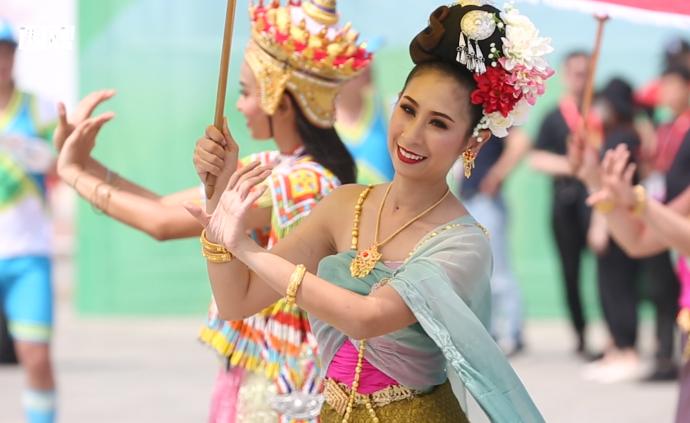 60秒浏览亚洲文明巡游歌舞