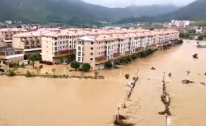 三明强暴雨为五十年一遇，多个预警生效