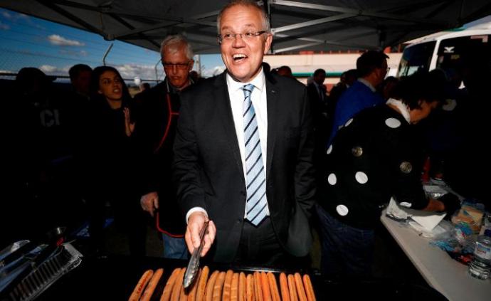 澳大利亚大选投票拉开帷幕：选民享用“民主香肠”成传统