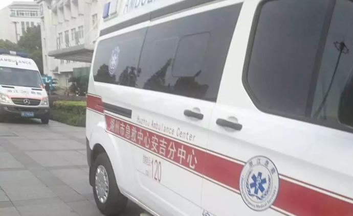 浙江安吉发生观光车侧翻事故，一名导游死亡多人擦伤