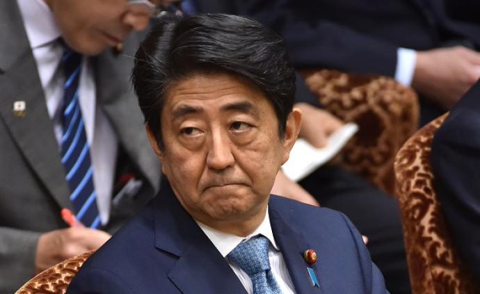 不满姓和名被颠倒，日本政府呼吁西方媒体为安倍“正名”
