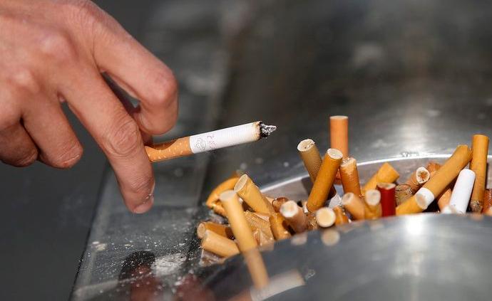 成都拟颁新禁烟令：公民有权要求禁烟场所内的吸烟者停止吸烟