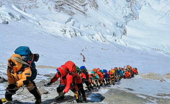 珠峰“堵车”是与非：如何认识极限登山运动