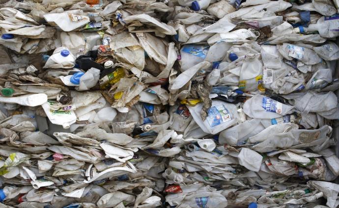 马来西亚查获3千吨洋垃圾：主要来自发达国家，全部“遣返”