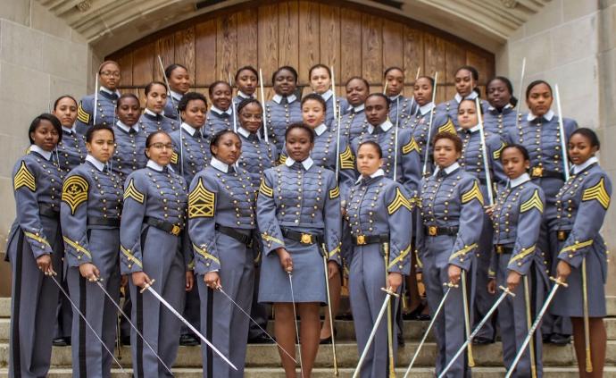 34名非裔女性：西点军校最多元化毕业年