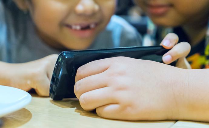 六省份联合调研｜超九成家长允许孩子周末“玩手机”
