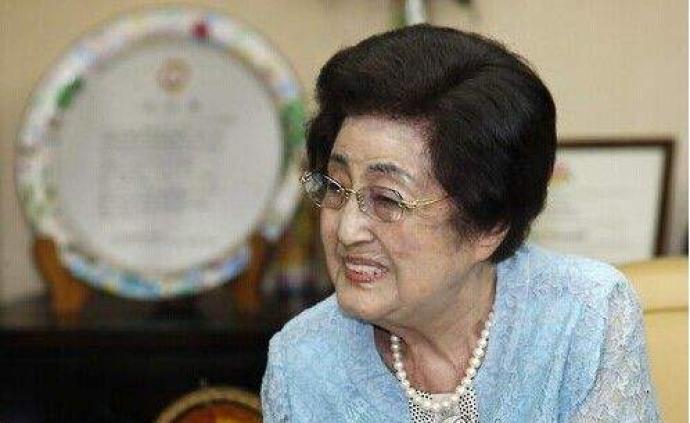 金正恩致唁电哀悼韩国前总统遗孀，将由妹妹转交韩方
