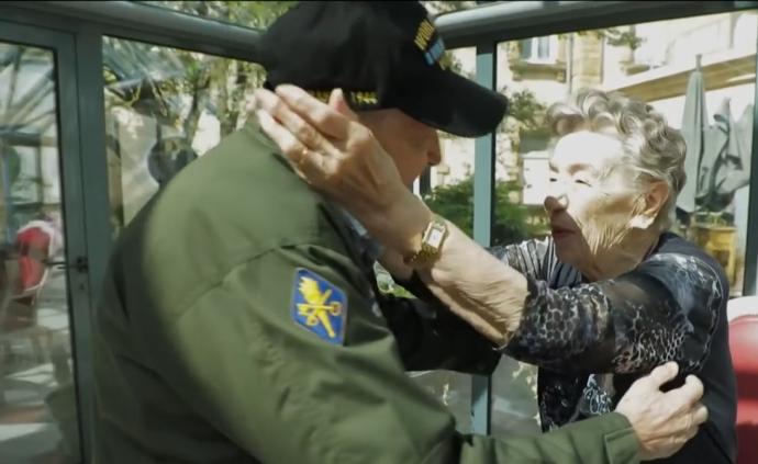 美国老兵诺曼底登陆75年后重逢法国爱人