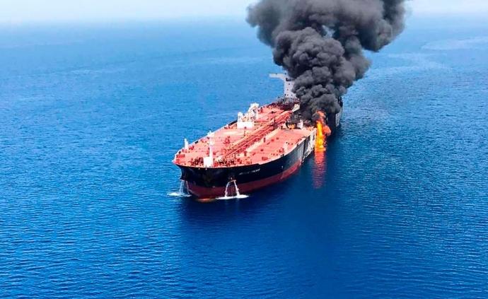 两艘油轮阿曼湾遇袭，美伊两国说法不一