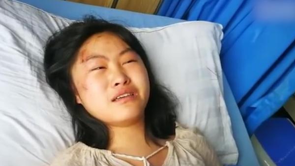 宜宾女孩地震中获救，病床上哭谢救援人员